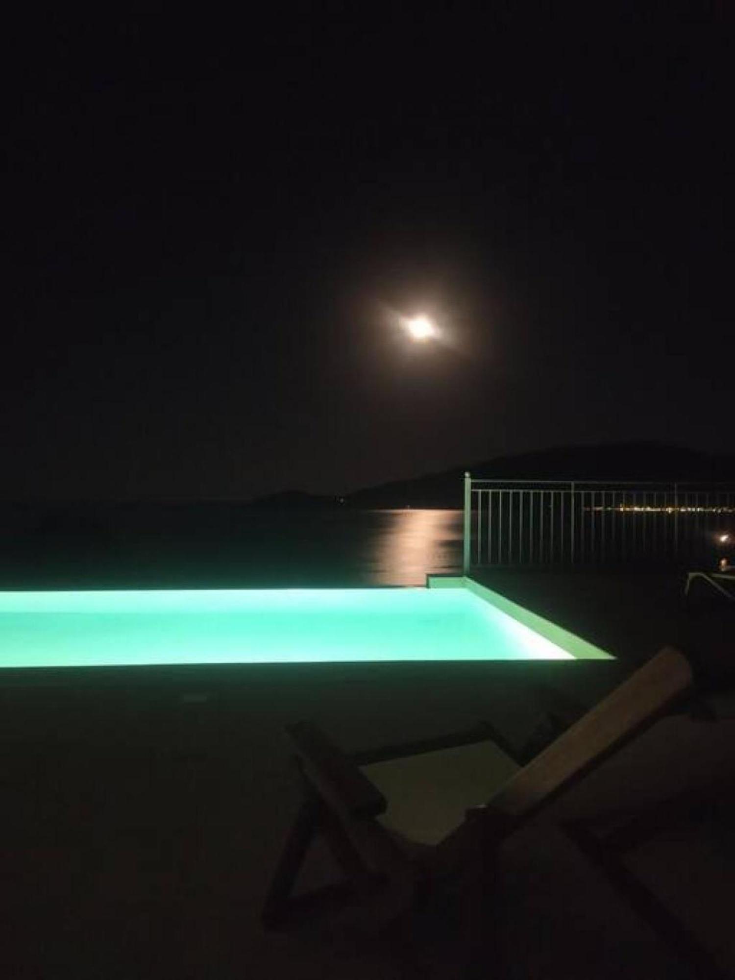 Augustela Villa Seaview Vacation Villa Agia Efimia エクステリア 写真