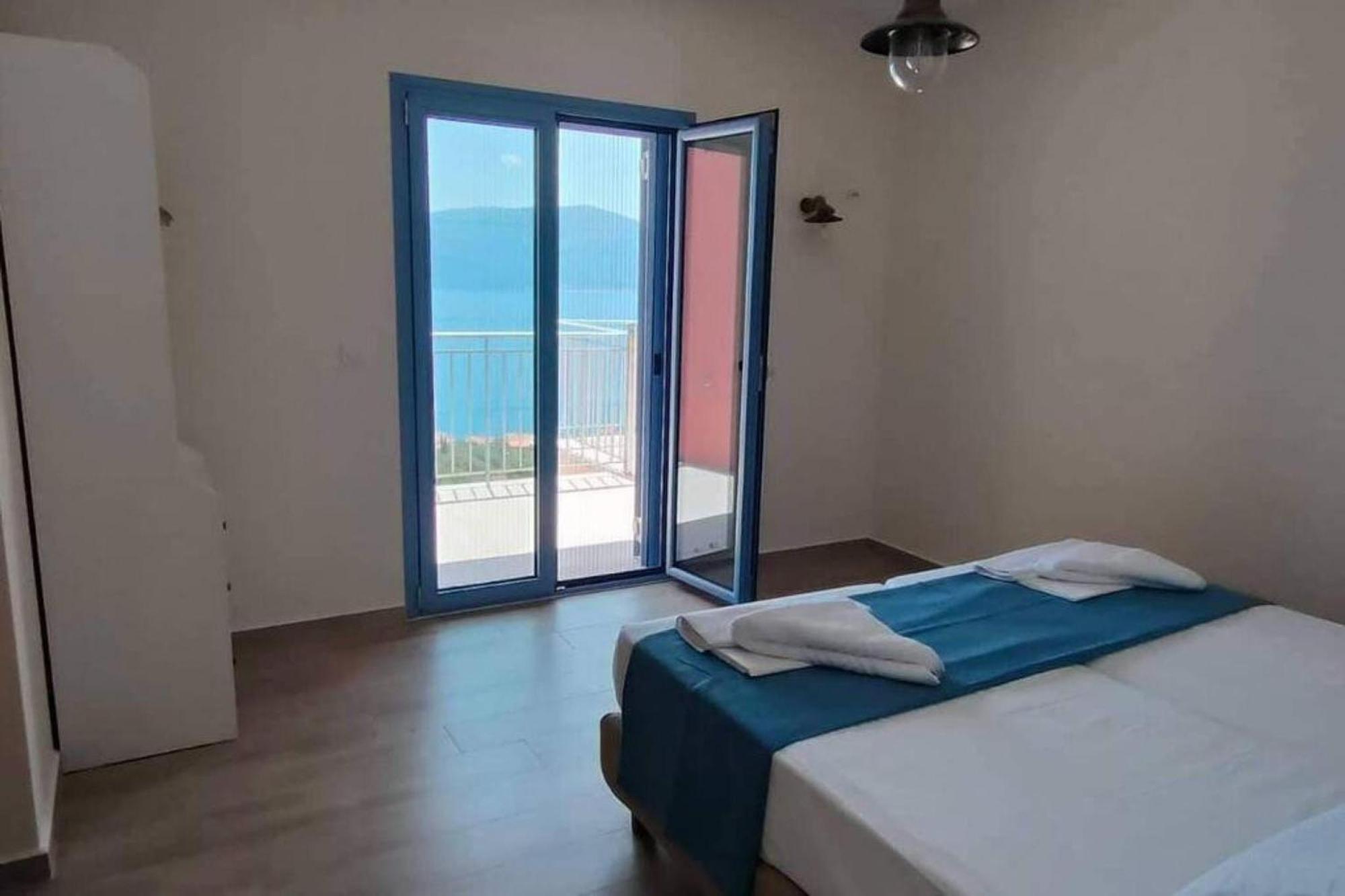 Augustela Villa Seaview Vacation Villa Agia Efimia エクステリア 写真